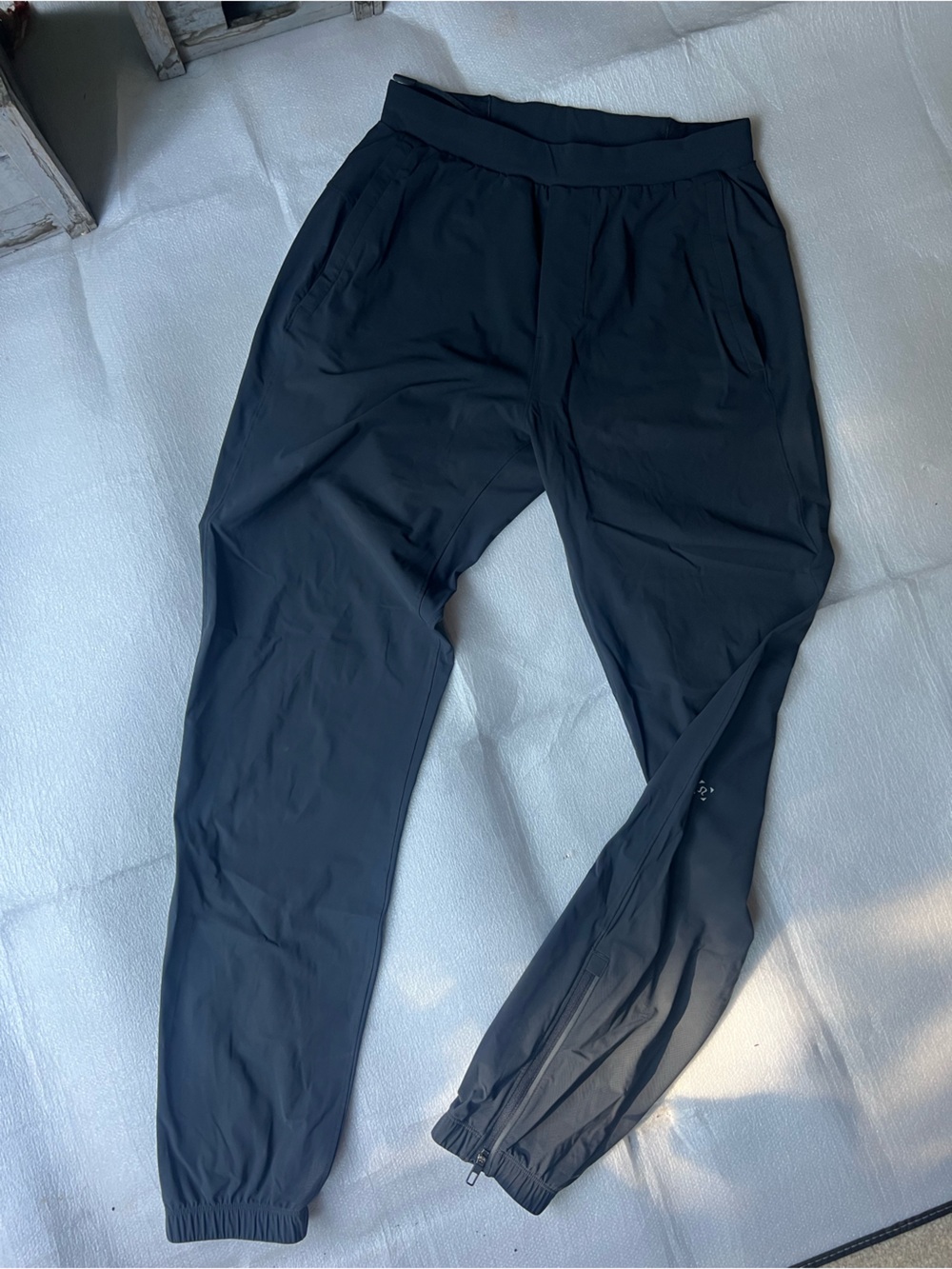lululemon athletica Men's surge joggers